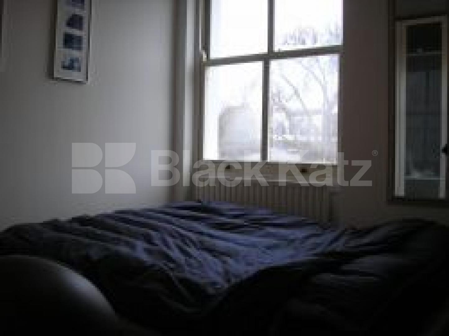 			GREAT LOCATION, 2 Bedroom, 1 bath, 1 reception Flat			 Gloucester Terrace, BAYSWATER W2